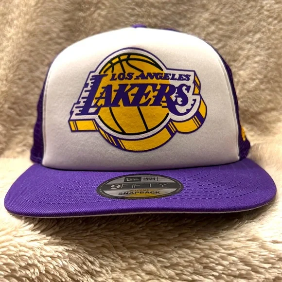 NEW ERA Los Angeles Lakers Trucker Hat - Picture 1 of 5